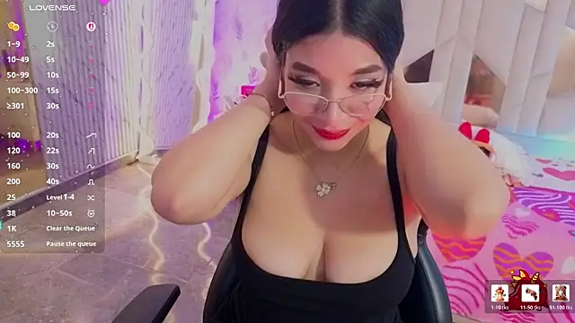 MARIANA TAY1 online show from 06.25.26