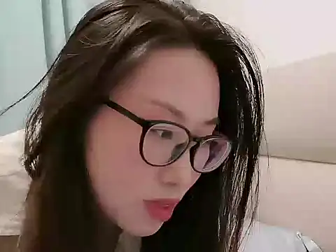 Snapshot of Ava-258 chatting on 10.16.25 Ava-258 online show from 10.16.25