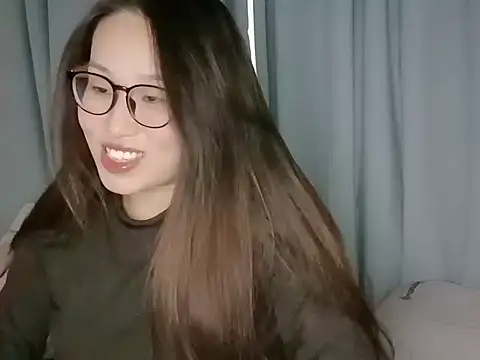 Snapshot of Ava-258 chatting on 10.21.25 Ava-258 online show from 10.21.25