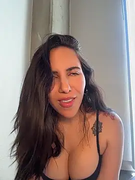 Snapshot of Lolathebaddie chatting on 05.12.26 Lolathebaddie online show from 05.12.26