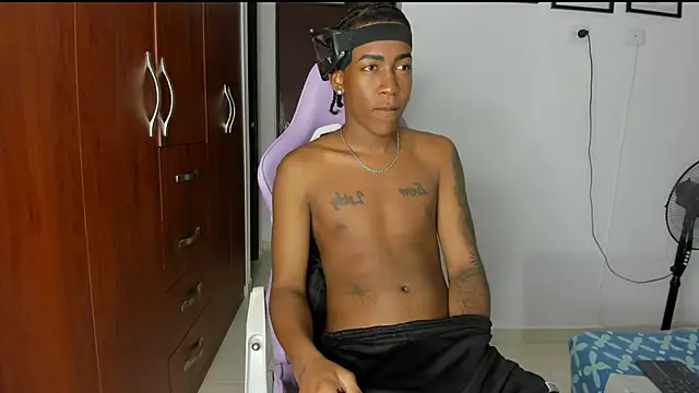 Snapshot of latin_kay1 chatting on 02.24.26 latin kay1 online show from 02.24.26