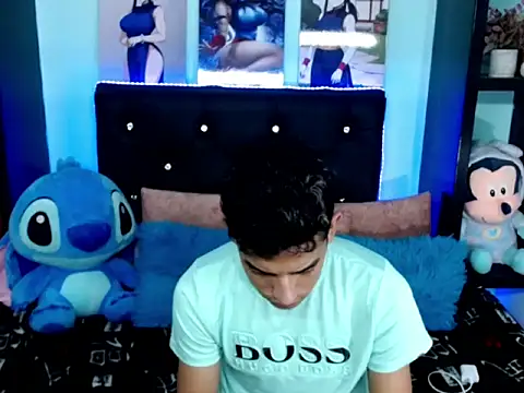 x Aaron x online show from 10.18.25