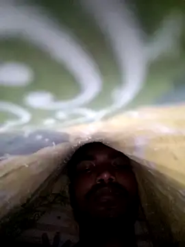 play boy-raj007 online show from 10.18.25