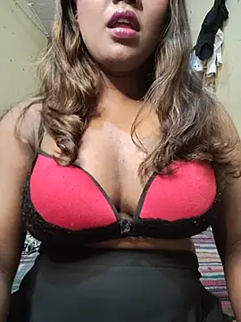 Snapshot of Lovely_Payal chatting on 06.18.26 Lovely Payal online show from 06.18.26
