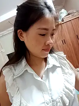 tuongvycute online show from 10.19.25