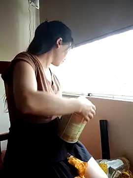 tuongvycute online show from 10.22.25