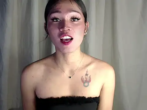 Sephine 2121 online show from 10.22.25