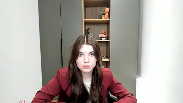 ArmandaStores online show from 10.13.25