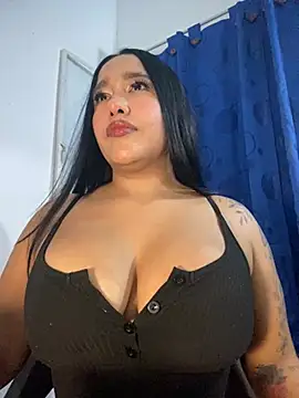 Snapshot of mis-violetha chatting on 06.20.26 mis-violetha online show from 06.20.26