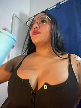 Snapshot of mis-violetha chatting on 07.12.26 mis-violetha online show from 07.12.26