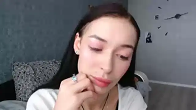 Snapshot of Daphne_Darkthorn chatting on 11.02.25 Daphne Darkthorn online show from 11.02.25