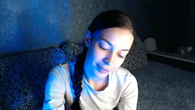 Snapshot of Daphne_Darkthorn chatting on 11.14.25 Daphne Darkthorn online show from 11.14.25