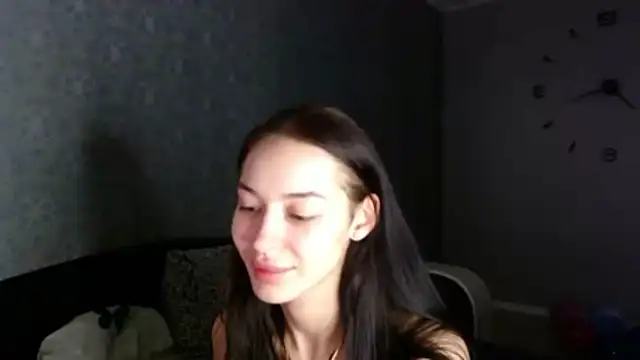 Snapshot of Daphne_Darkthorn chatting on 12.01.25 Daphne Darkthorn online show from 12.01.25