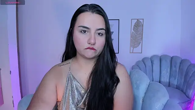 Snapshot of Gabriella_evans_ chatting on 10.28.25 Gabriella evans online show from 10.28.25