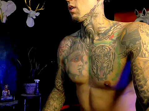 Snapshot of Molotov_Explosive chatting on 01.15.26 Molotov Explosive online show from 01.15.26