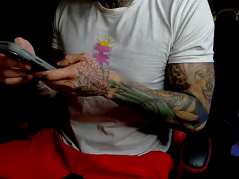 Snapshot of Molotov_Explosive chatting on 02.24.26 Molotov Explosive online show from 02.24.26