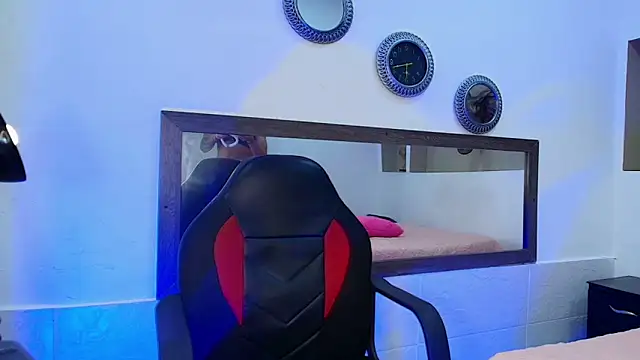 BarbieHeat online show from 10.18.25