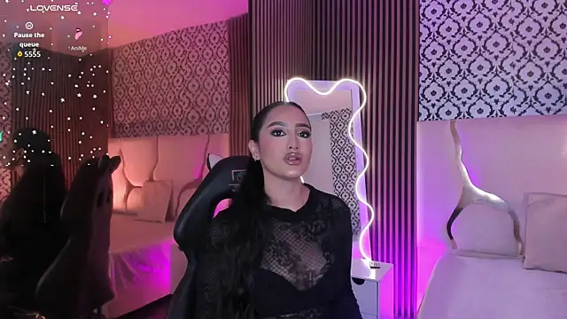 BEELLA TAY1 online show from 12.05.25