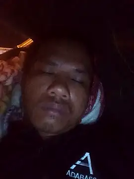 Snapshot of Dothanhthuan555 chatting on 03.18.26 Dothanhthuan555 online show from 03.18.26