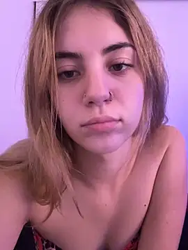 katiesxoxo3 online show from 10.11.25