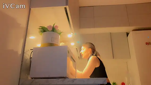 Snapshot of Biryanna chatting on 03.22.26 Biryanna online show from 03.22.26