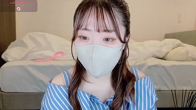 Snapshot of yura_ra_ra chatting on 06.06.26 yura ra ra online show from 06.06.26