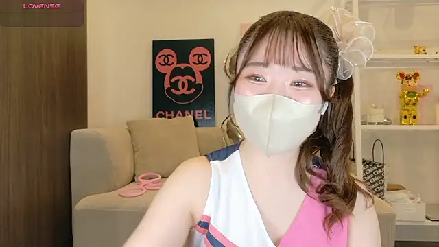 Snapshot of yura_ra_ra chatting on 06.14.26 yura ra ra online show from 06.14.26