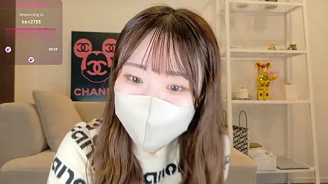 Snapshot of yura_ra_ra chatting on 06.15.26 yura ra ra online show from 06.15.26