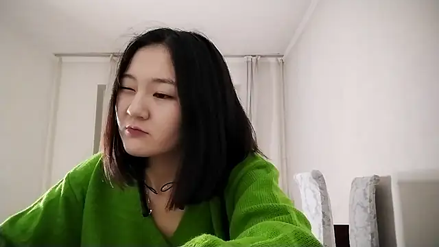 Lyndasilk online show from 11.01.25