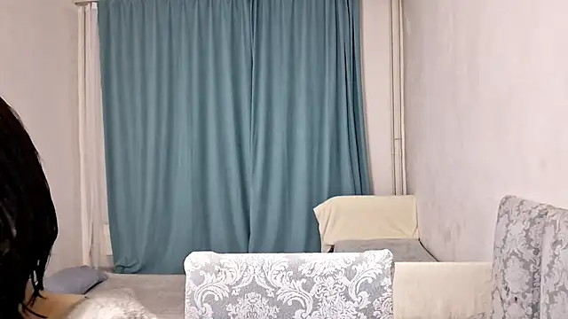 Lyndasilk online show from 04.26.26