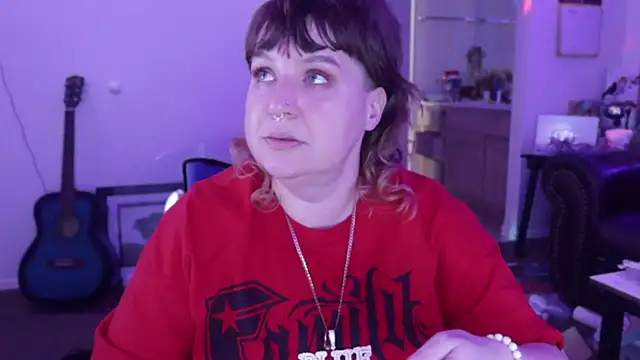 Snapshot of BellaBlueBBW chatting on 01.20.25 BellaBlueBBW online show from 01.20.25