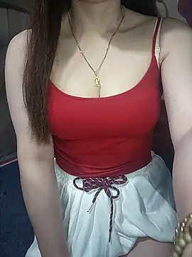 Snapshot of LeanaLy chatting on 03.14.26 LeanaLy online show from 03.14.26