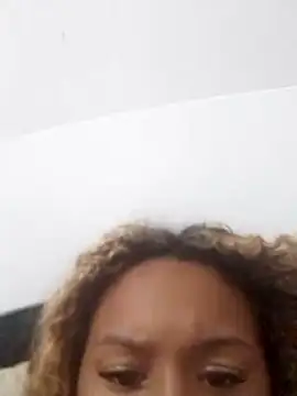 Snapshot of Camilanifeta chatting on 01.05.26 Camilanifeta online show from 01.05.26