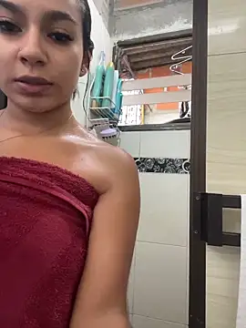 AlyssaRay online show from 04.25.26