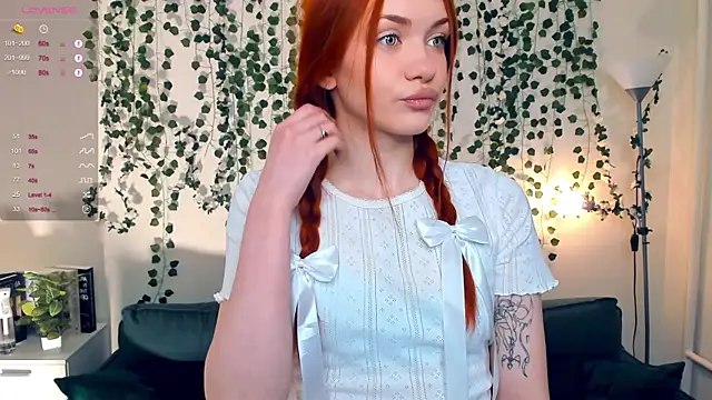 Foxy blush online show from 11.09.25