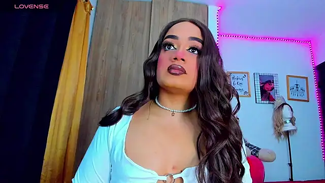 Sofiabigcock22 online show from 07.22.26