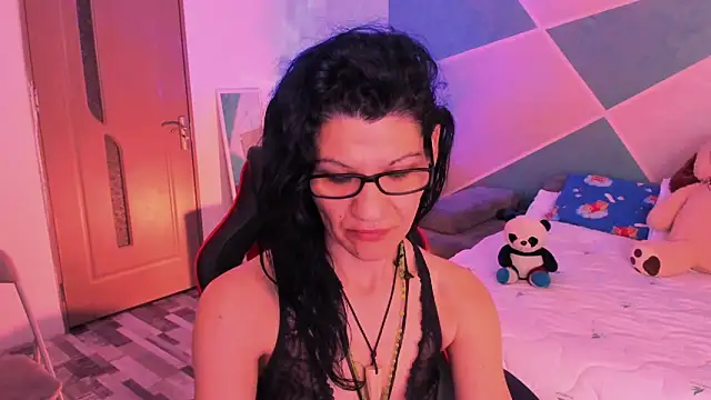 SweetSin40 online show from 04.23.26
