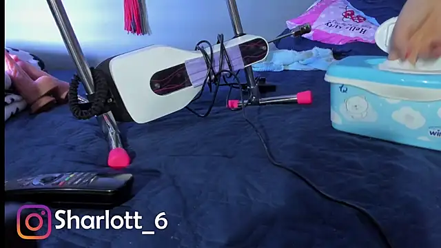 Snapshot of Sharlott_smith chatting on 11.24.25 Sharlott smith online show from 11.24.25