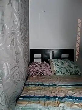 Snapshot of Ruberga20 chatting on 11.05.25 Ruberga20 online show from 11.05.25