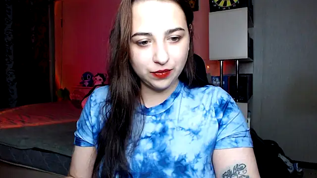 OliviaHeart online show from 10.13.25