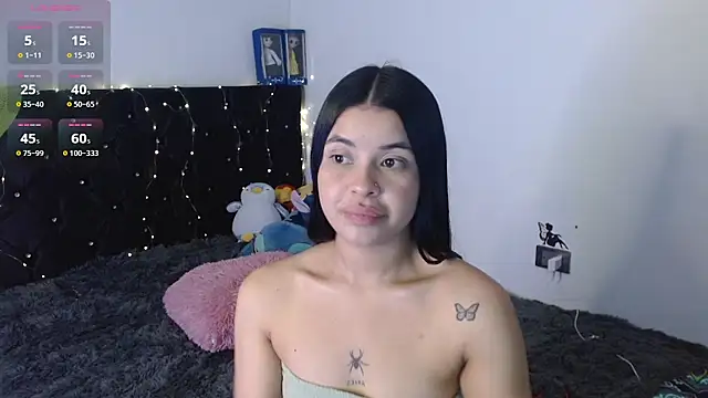 Snapshot of Megan_ve chatting on 11.14.25 Megan ve online show from 11.14.25