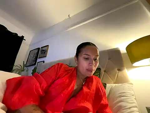 sexygoddessjessy online show from 10.21.25