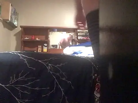 Snapshot of CraveMyCock chatting on 12.22.25 CraveMyCock online show from 12.22.25