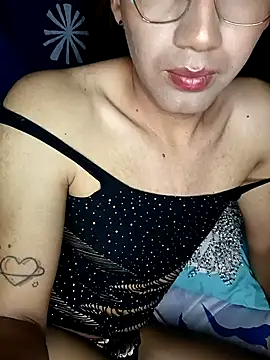 karola horny online show from 10.15.25