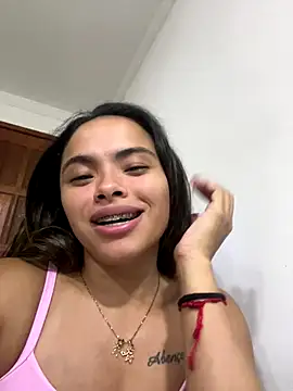Snapshot of safadinhaquenteW chatting on 10.14.25 safadinhaquenteW online show from 10.14.25