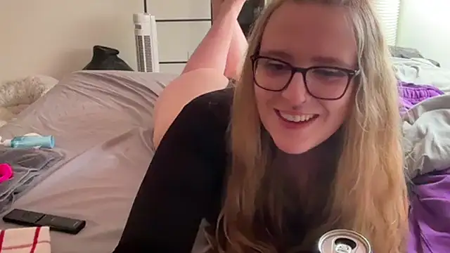 Pattyworld69 online show from 10.12.25