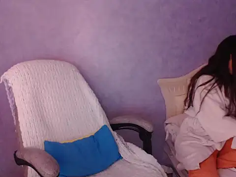 Snapshot of LuckyLisa23 chatting on 01.05.26 LuckyLisa23 online show from 01.05.26