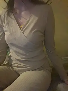 Snapshot of KittieCreme chatting on 02.10.26 KittieCreme online show from 02.10.26