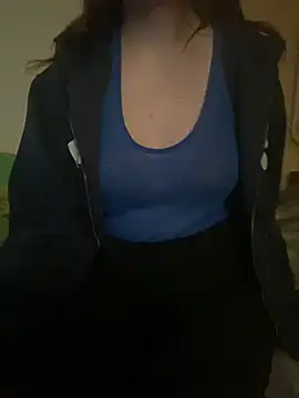 Snapshot of KittieCreme chatting on 03.20.26 KittieCreme online show from 03.20.26