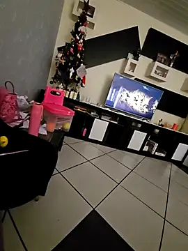 Snapshot of Babiwife chatting on 12.01.25 Babiwife online show from 12.01.25